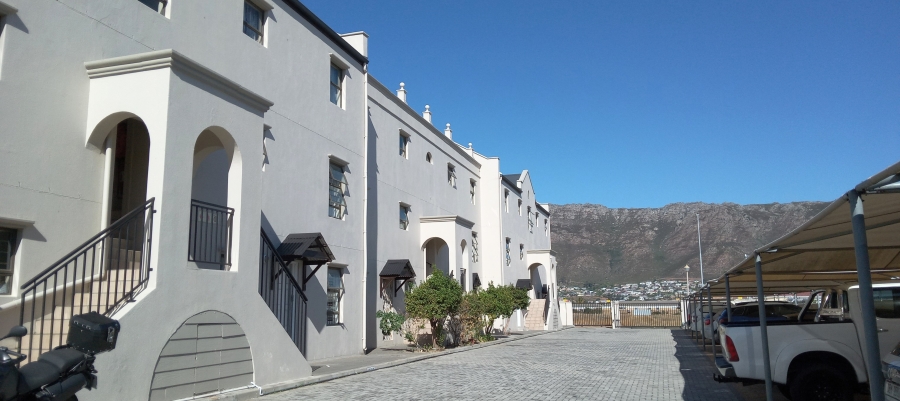2 Bedroom Property for Sale in Gordons Bay Central Western Cape